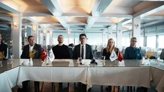 Çanakkale’de Spor Alanında Güç Birliği: Üniversite ile Belediye Kulüpleri İş Birliği Yaptı