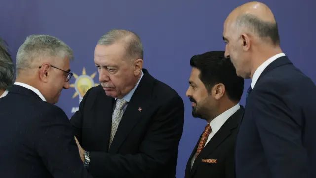 Siyasette Sürpriz Transfer Kulisleri! AKP'de '14 Ağustos' Hareketliliği