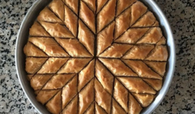 Ev Yapımı Lezzet Ev Baklavası Tarifi