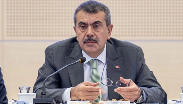 Milli Eğitim Bakanı Yusuf Tekin’e açıkça soruldu: Cemaatçi misiniz?