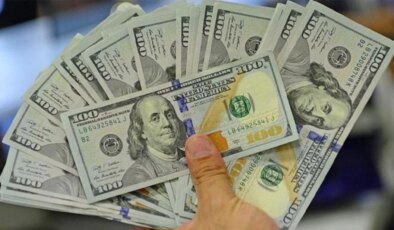 Yükseliş kısa sürdü: Dolar/TL haftaya değer kaybıyla başladı