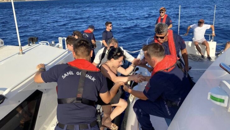 Assos Antik Limanı’nda mahsur kalan 99 kişi yangında kurtarıldı
