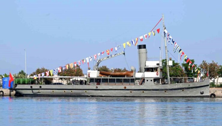 Çanakkale Savaşı’nın kahramanı TCG Nusret Gemisi Didim’e demirliyor