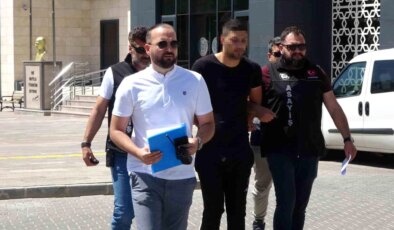 Çanakkale’de Cinnet Geçiren Şahıs Kayınpederini Öldürdü