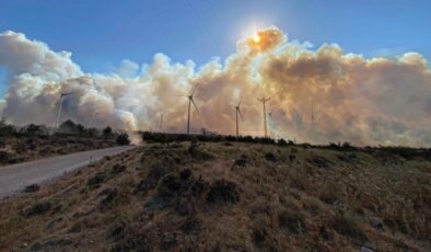Çanakkale’de tarım arazisinde yangın! 2 köy tahliye ediliyor