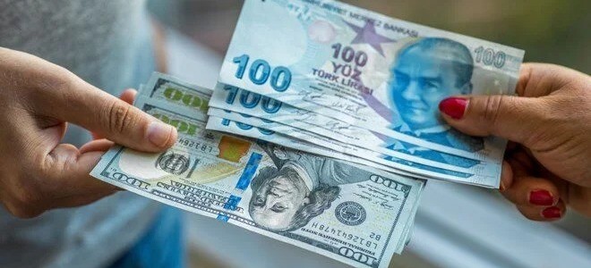Ekonomistlerin yıl sonuna ilişkin dolar kuru beklentisi belli oldu