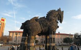 Çanakkale Troya Antik Kenti: Efsanelerin ve Tarihin Buluşma Noktası