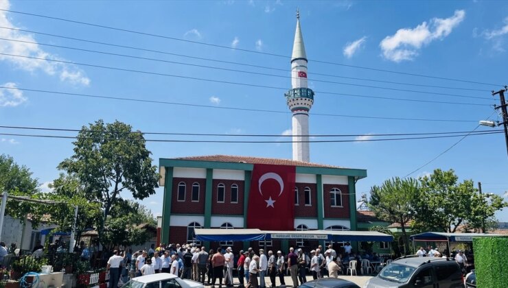 Çanakkale’de Yayaköy Köy Hayrı 2 Bin Kişinin Katılımıyla Gerçekleşti