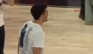 Anadolu Efes, 37. Cumhurbaşkanlığı Kupası’nı Kazandı