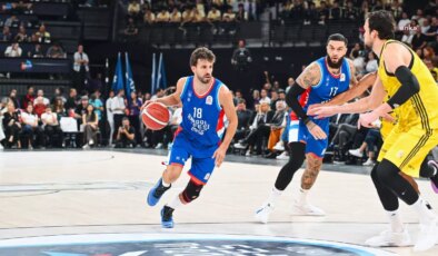 Anadolu Efes, 37. Cumhurbaşkanlığı Kupası’nı Kazandı