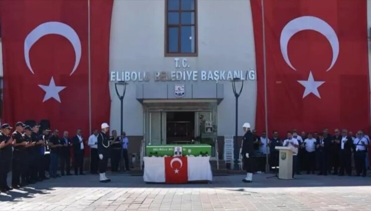 Çanakkale Gelibolu’da Belediye Başkan Yardımcısı Selçuk Bartan’ın Cenazesi Toprağa Verildi
