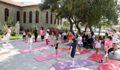 Edirne’de Çocuklara Yönelik ‘Müzede Yoga’ Etkinliği Düzenlendi
