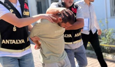 Valeyi yaralayıp, trompetçiyi 20 bıçak darbesiyle öldüren zanlı ifadeleriyle şaşırttı