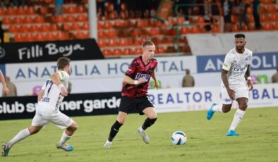 Alanyaspor, Kasımpaşa’ya 2-1 Yenildi