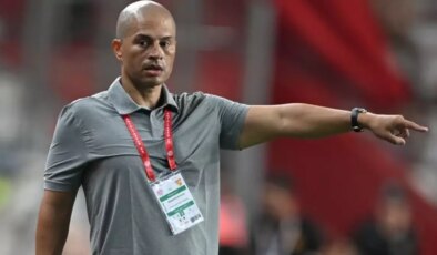Alex de Souza, Galatasaray maçında neye uğradığını şaşırdı