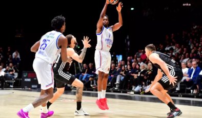 Anadolu Efes, EuroLeague Sezonuna Galibiyetle Başladı
