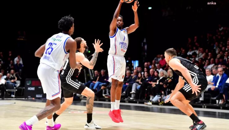 Anadolu Efes, EuroLeague Sezonuna Galibiyetle Başladı