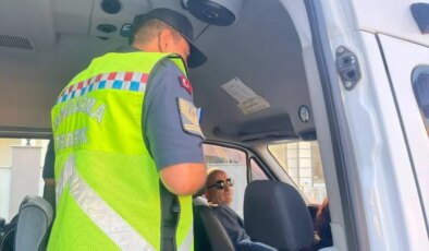 Antalya’da Okul Servis Araçlarına Denetim Yapıldı