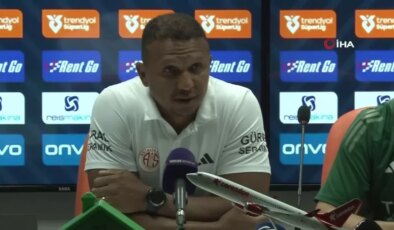 Antalyaspor Teknik Sorumlusu Mehmet Aurelio, Deplasmandaki İlk Galibiyeti Kutladı