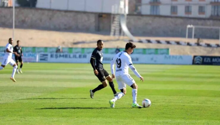 Bandırmaspor, Sakaryaspor’u 3-2 Mağlup Etti