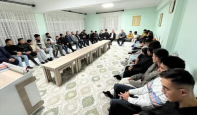 Başkan Ustaoğlu’ndan Gençlik Merkezi Ziyareti