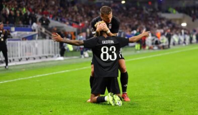 Beşiktaş, Lyon’u 1-0 Yenerek Avrupa’daki İlk Galibiyetini Aldı