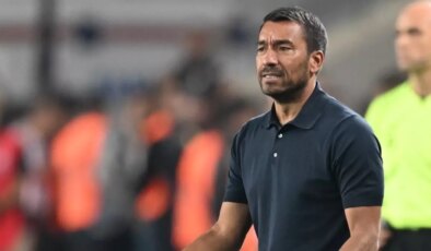 Beşiktaş Teknik Direktörü Giovanni Van Bronckhorst Gaziantep maçının ardından ne dedi?