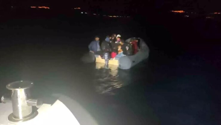 Çanakkale Açıklarında 30 Kaçak Göçmen Yakalandı