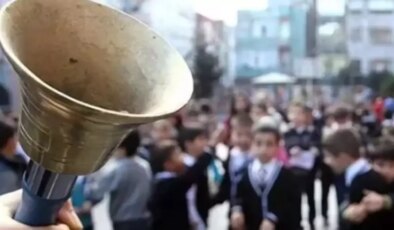 Ders saatleri değişti mi, ders saatleri neden değişti? Dersler kaç dk. oldu, saat kaçta başlayacak?