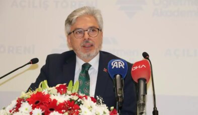 Dijital Eğitimde Öğretmenlerin Rolü Vurgulandı