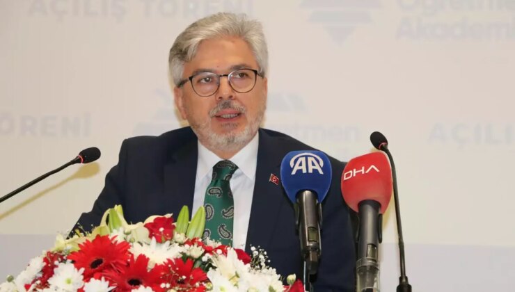 Dijital Eğitimde Öğretmenlerin Rolü Vurgulandı