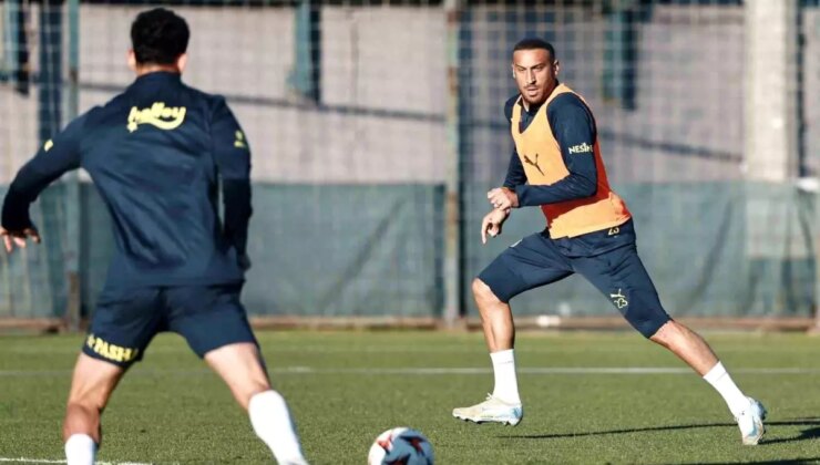 Fenerbahçe, Manchester United Maçı Hazırlıklarına Başladı