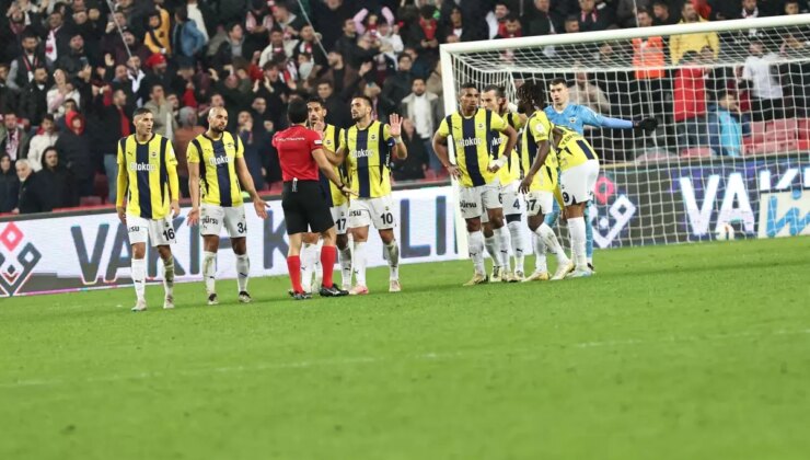 Fenerbahçe Samsunspor ile 2-2 Beraber Kaldı