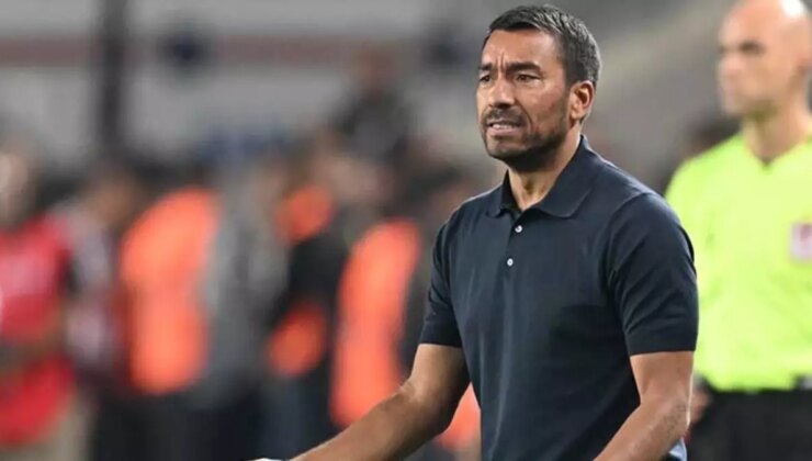 Giovanni van Bronckhorst’dan puan kaybı sonrası çarpıcı itiraf