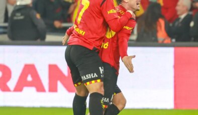 Göztepe, Trabzonspor’u 2-1 Yenerek Tarih Yazdı
