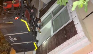 Hamile Kadın Yürüyüşe Çıkınca Yakınları Endişelendi