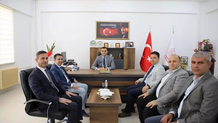 Hasankeyf Kaymakamı İmrak, İlçe Milli Eğitim Müdürlüğü’ne Ziyarette Bulundu