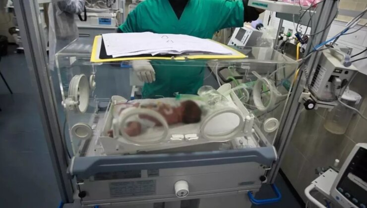 Hastanede 47 gün kalan bebek ailesine kırık ayak ve kafasında morluklarla teslim edildi