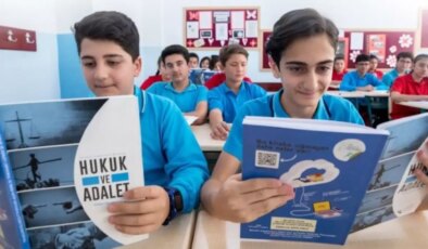 Hukuk ve adalet dersini bugüne kadar 1 milyon 147 bin öğrenci seçti