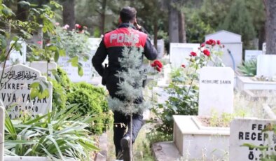 İzmir’de kazılan mezarda siyah poşet içinde başka iki insanın kemikleri bulundu