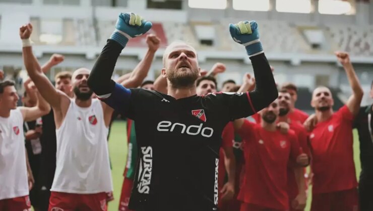 Karşıyaka, 5 Yıl Aradan Sonra Üst Üste 5 Galibiyetle Zirveye Ortak Oldu