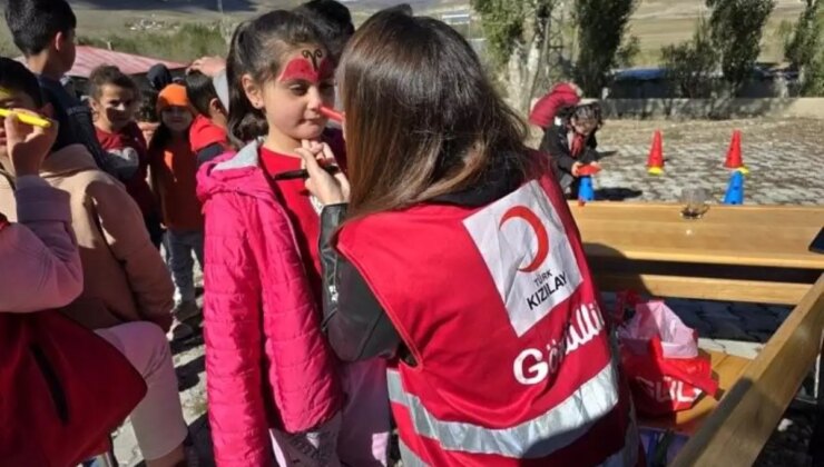 Kızılay Gönüllülerinden Miniklere Eğlenceli Etkinlik