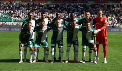 Konyaspor, Eyüpspor’u 2-1 Yenerek İlk İç Sahada Galibiyetini Aldı