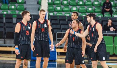Manisa Basket’in Avrupa Başarısı, Süper Lig’de Hayal Kırıklığı