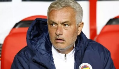 Mourinho yeniden İngiliz gazetelerinin manşetlerinde