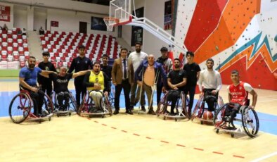 Muş Bedensel Engelliler Basketbol Takımı, Sezona Hazırlık Antrenmanına İl Müdürü Katıldı