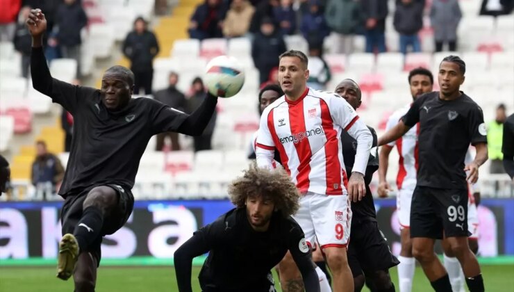 Sivasspor, Hatayspor’u 3-2 Yenerek Üst Üste İkinci Galibiyetini Aldı