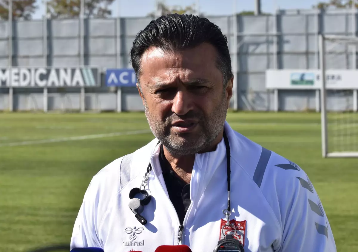 Sivasspor Teknik Direktörü Bülent Uygun, Hatayspor Maçını Değerlendirdi