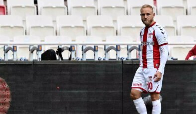 Sivasspor’da Sakatlık Şoku: Alex Pritchard’ın Adalesinde Yırtık Tespit Edildi