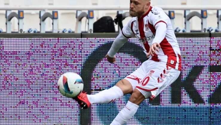 Sivasspor’un Alex Pritchard’ında Arka Adale Yırtığı Tespit Edildi